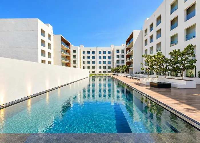 Eureka - 3br, Hot Tub, 2 Blocks From Apartahotel