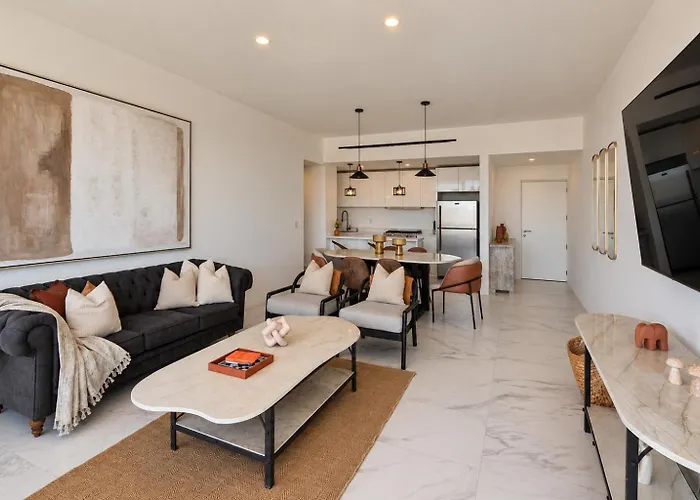 Eureka - 3br, Hot Tub, 2 Blocks From Apartahotel *