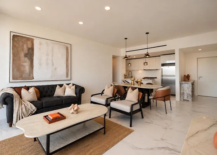 Eureka - 3br, Hot Tub, 2 Blocks From Cabo San Lucas