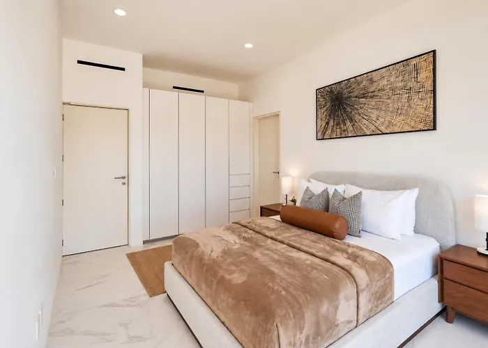 Eureka - 3br, Hot Tub, 2 Blocks From